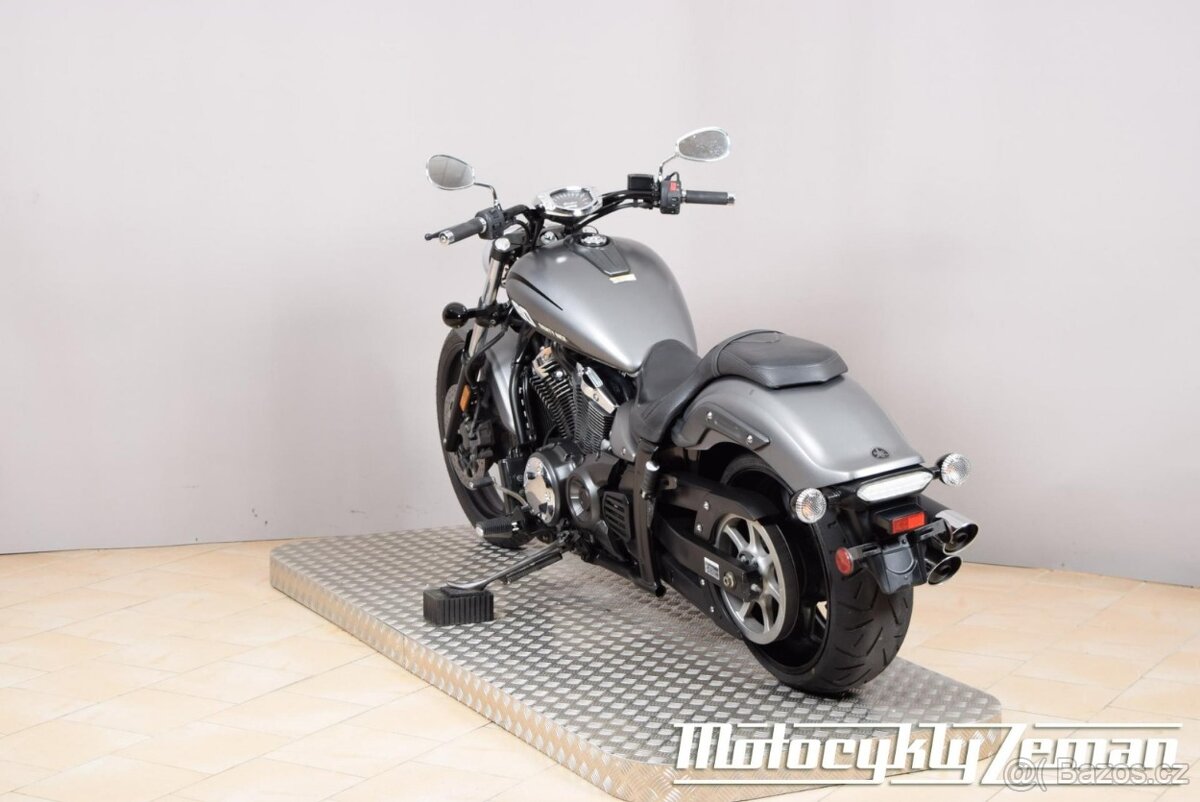 Yamaha XVS 1300 Stryker 2014 - 8