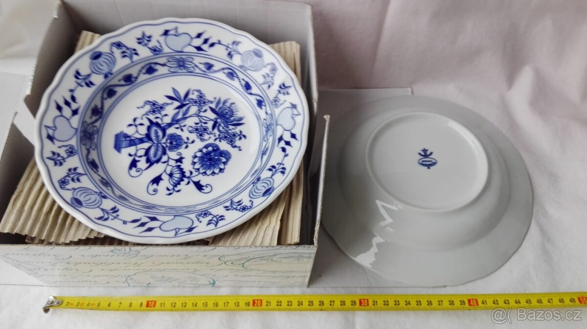 Prodám cibulák jídelní servis pro 6/12/18 osob 1.Tř - 8