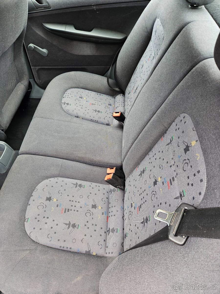 Škoda Fabia 1.4 MPI nová STK - 8