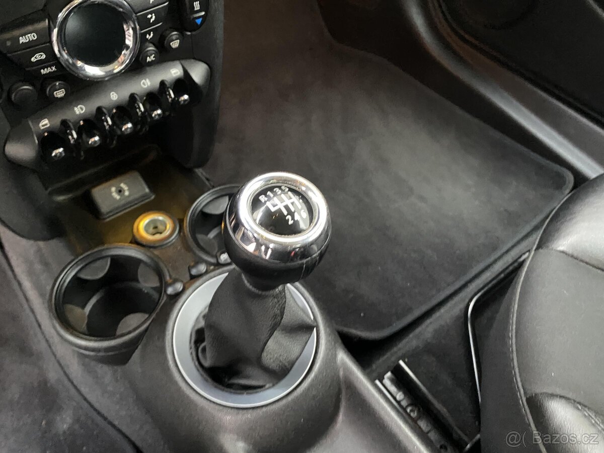 Mini One 1.6i , 72 kW benzín, 2013 - 8