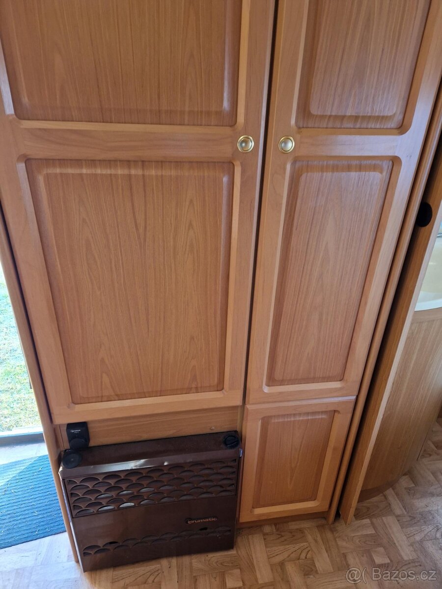 Obytný přívěs Knaus - 8