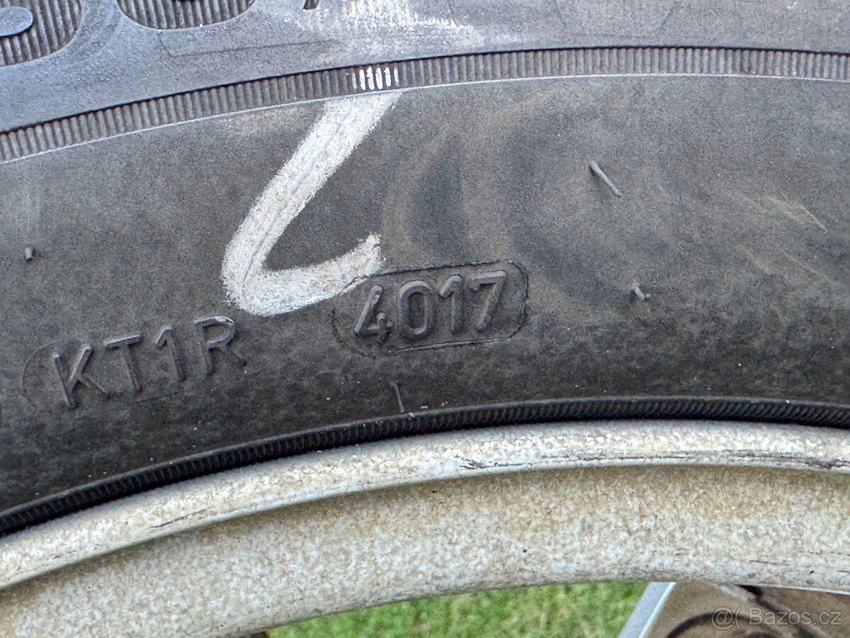 Zimní pneu Dunlop 255/55/18 + disky BMW X5 - 8