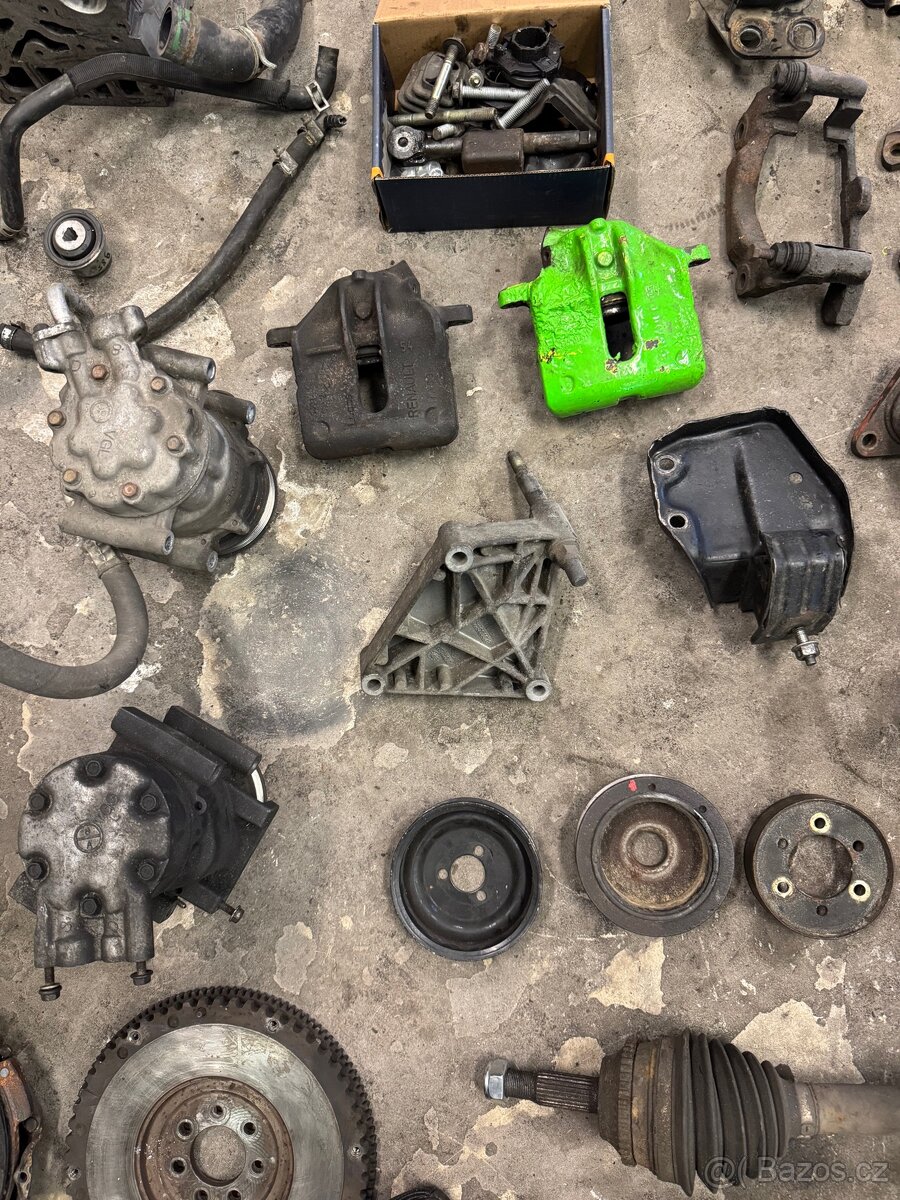 Renault Clio Sport 172/182 2.0 16V - 8