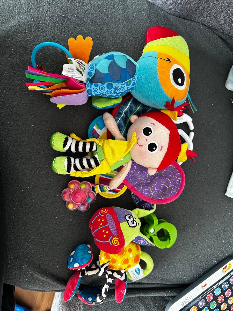 Chrastítka a jine - 8