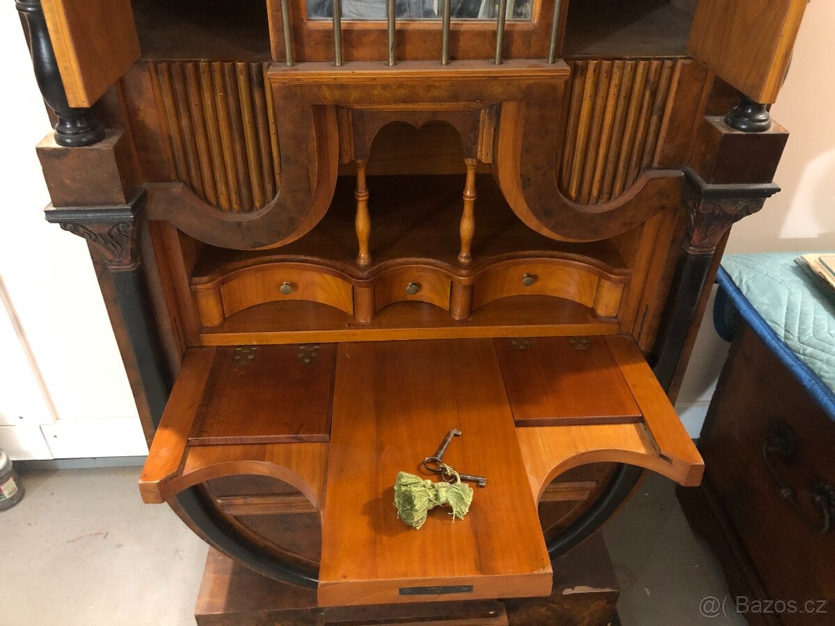 Starožitný SEKRETÁŘ - 8