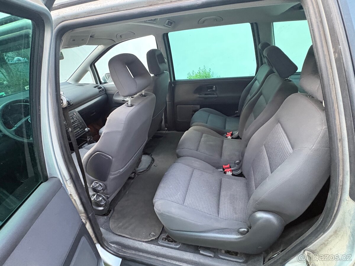 VW Sharan - 8