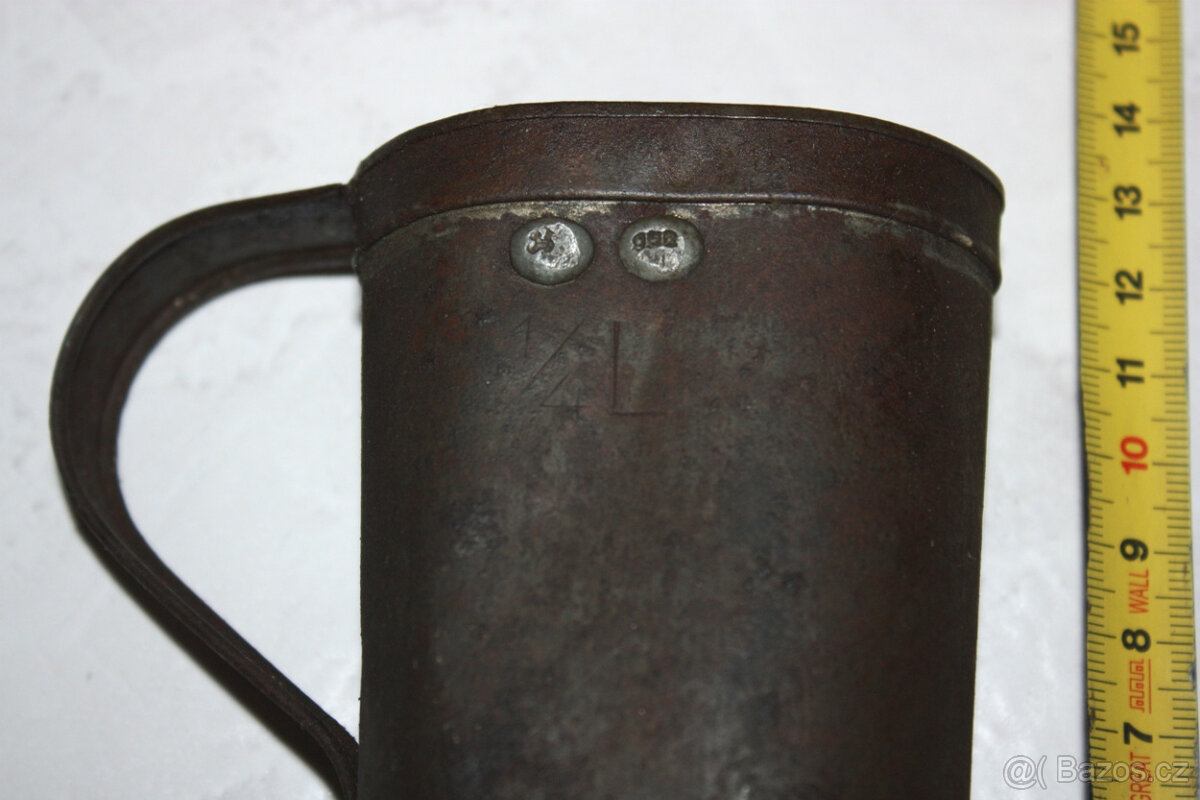 Měrka 1/4 litru, cejchováno z roku 1932, lahev hrnek hrníček - 8