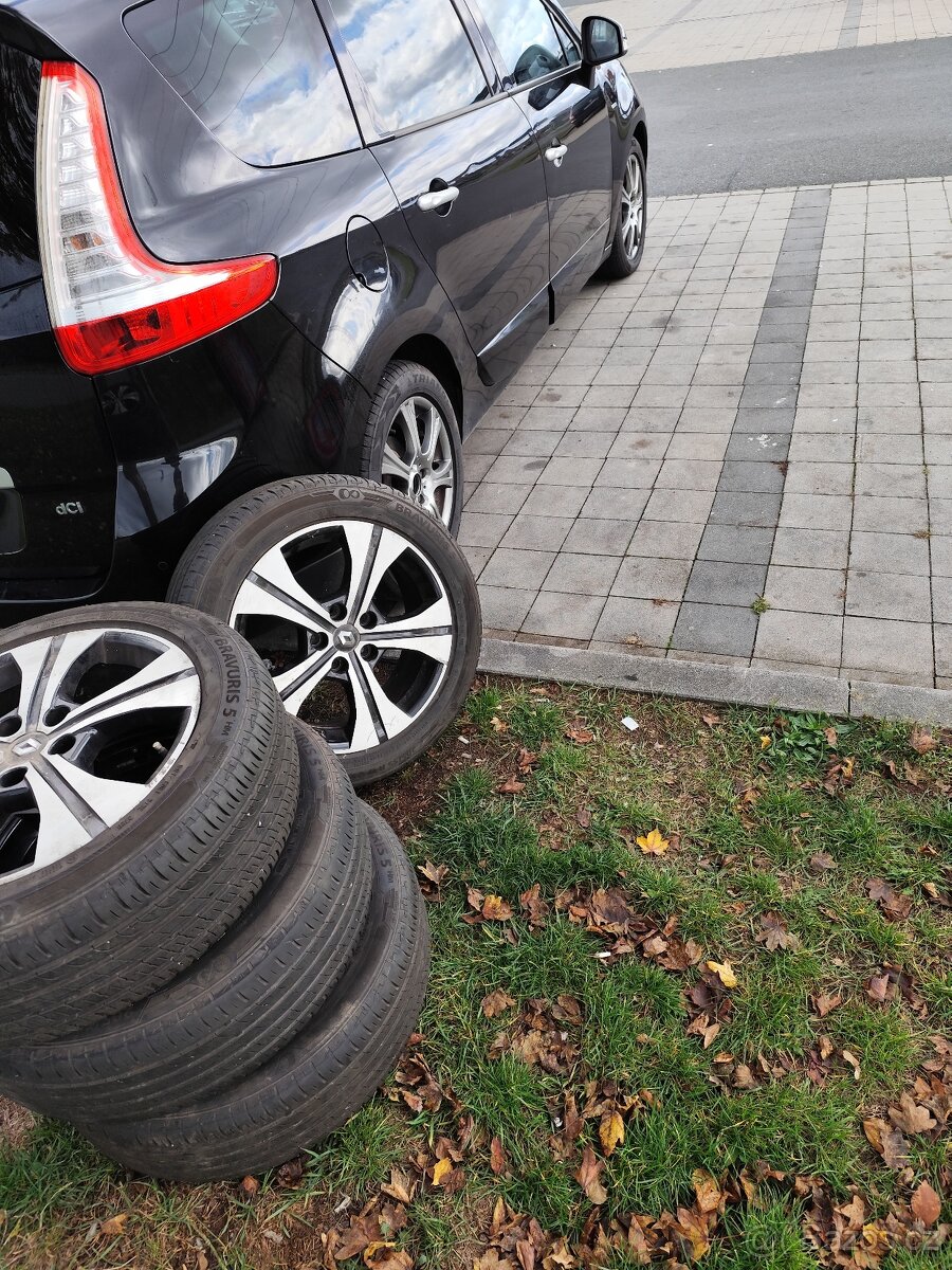 Renault Grand Scenic 1.9 diesel 7mist - 8