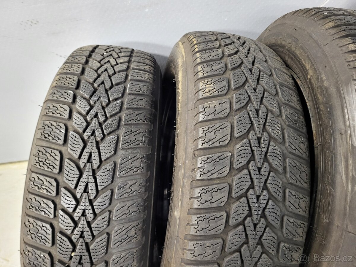 Originál 15" VW Škoda 5x100 zimní pneu 5-7mm - 8