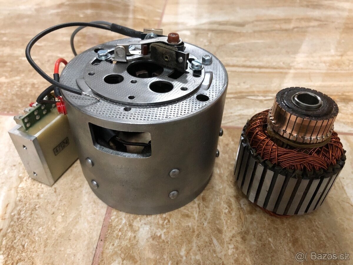 Jawa kývačka, panelka 250 - zapalování po GO, + pól - 8