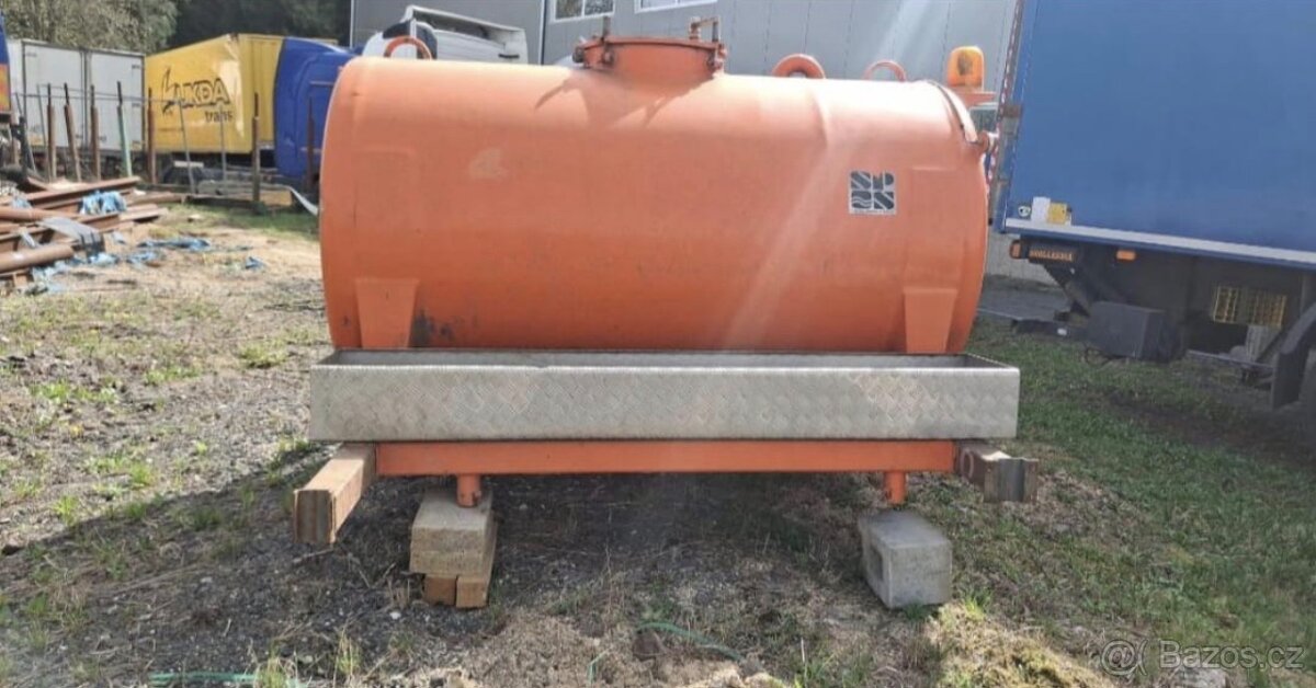 Kropící nástavba - 8