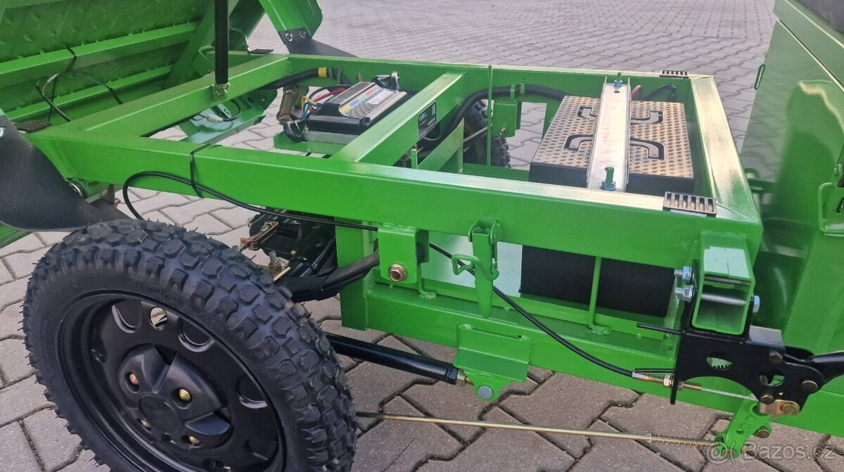 ELEKTRICKÁ NÁKLADNÍ TŘÍKOLKA ADVENTO MAXI ZELENÁ SPZ - 8