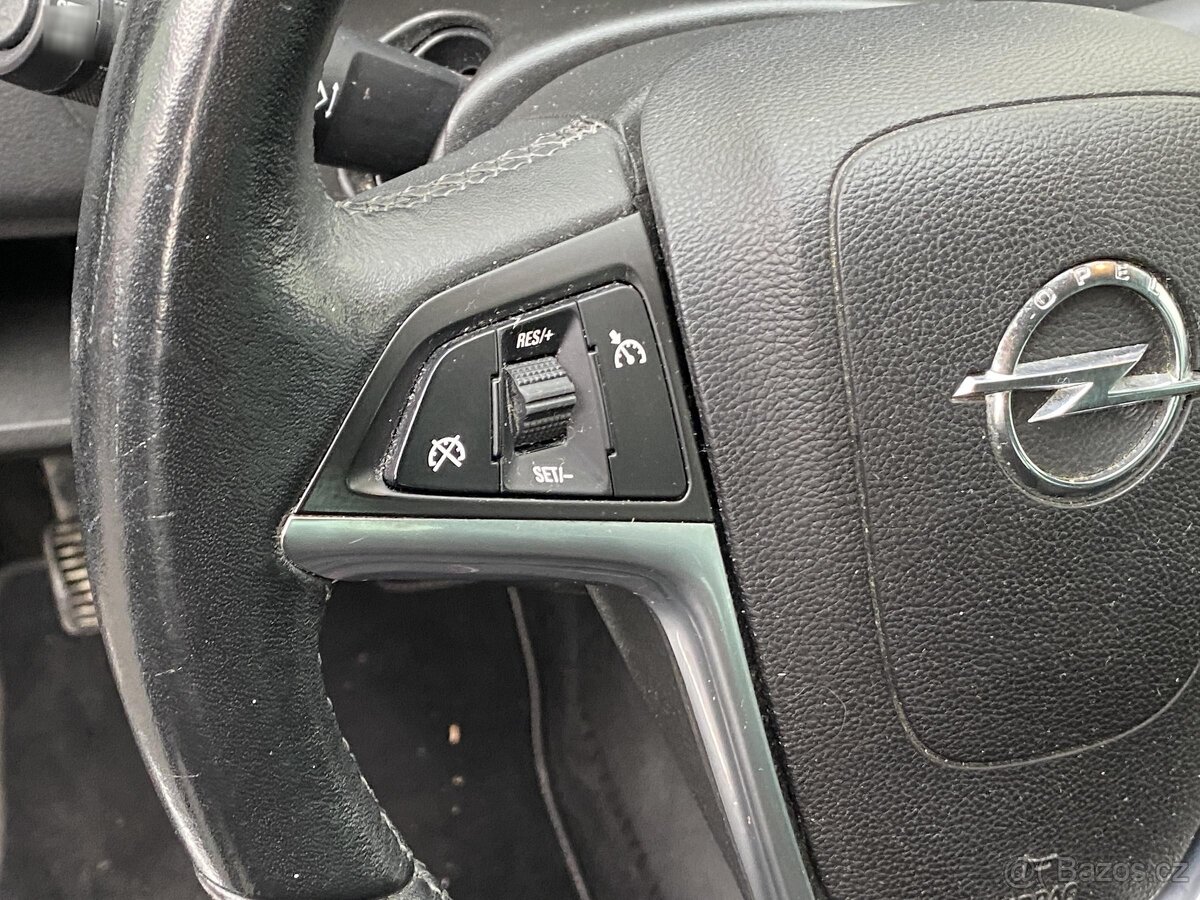 Opel Meriva 1.4T , 88 kW benzín, 2012 - 8