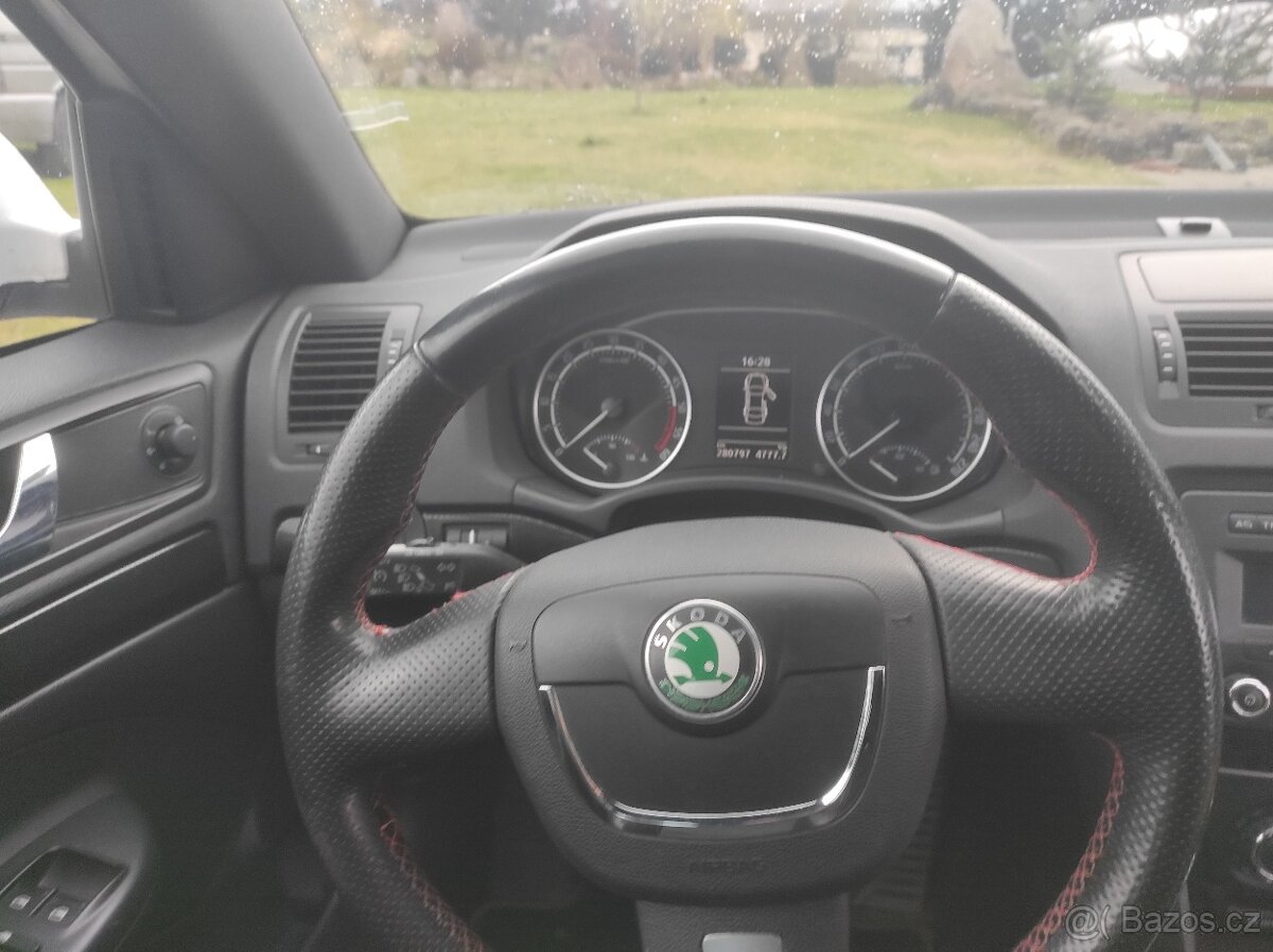 Škoda Octavia RS combi - 8