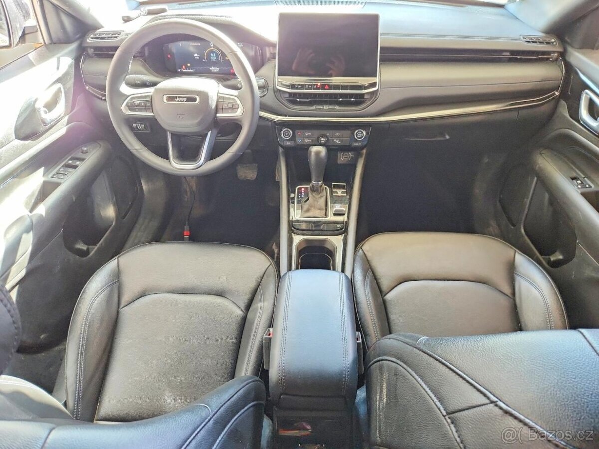 Jeep Comass Latitude Lux 2025 - 8