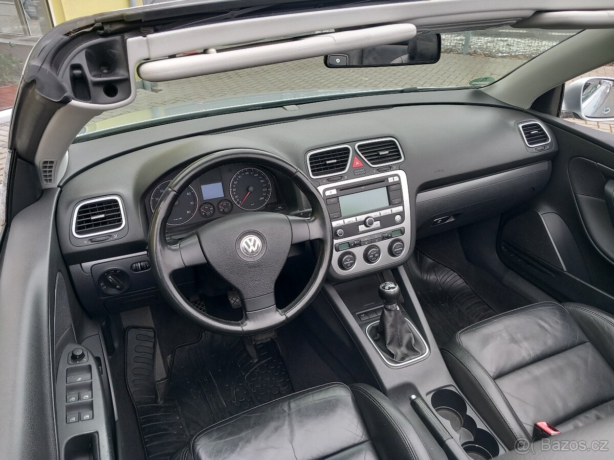 Volkswagen EOS kabriolet 2.0i VYHŘ.SED, NOVÁ STK,GARANCE - 8