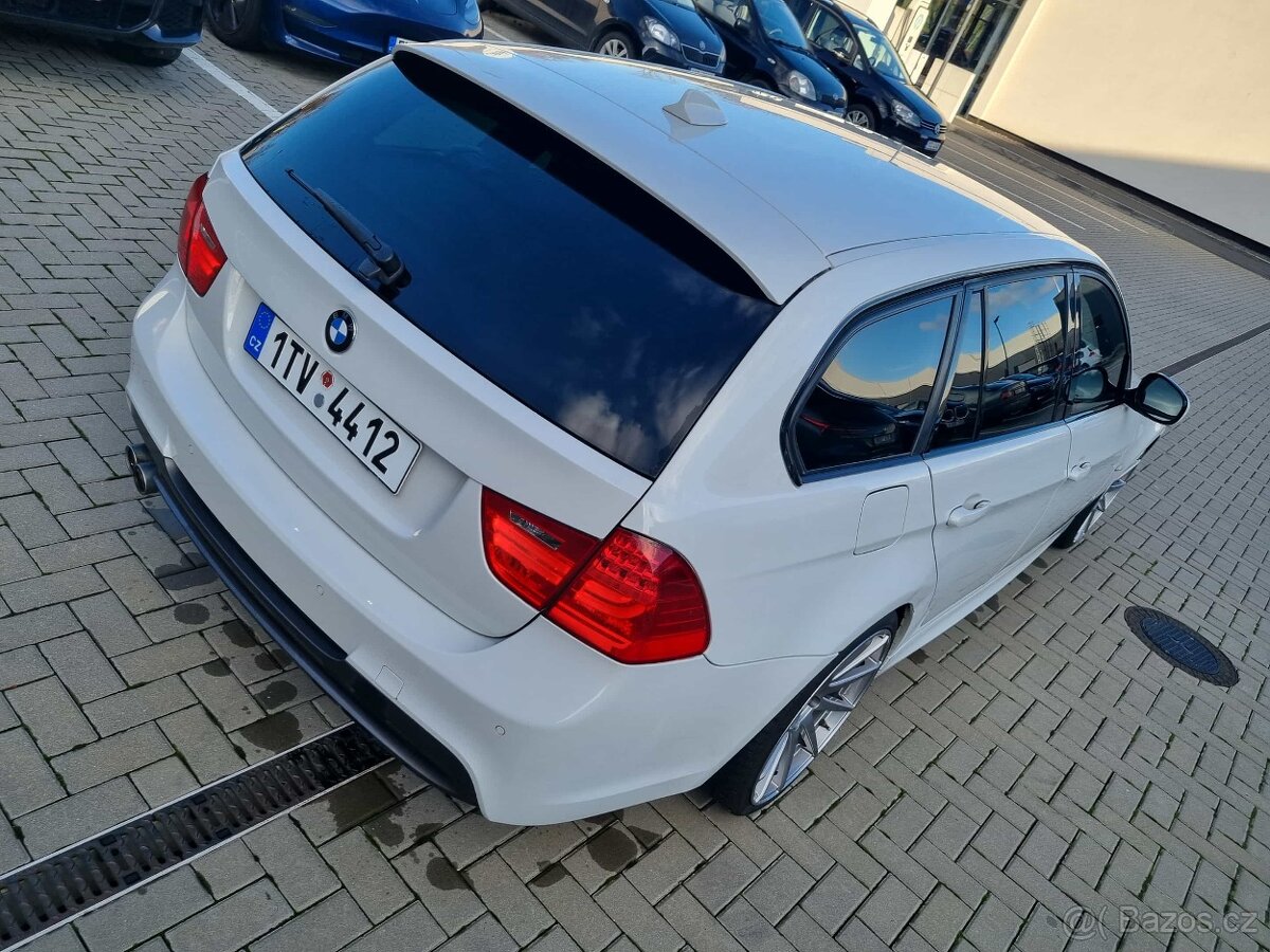 BMW E91 325D LCI 150kW Manual Tovární M Paket - 8