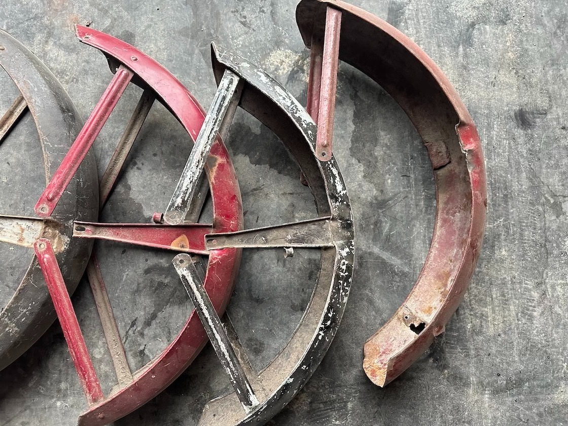 Predám prední blatník 18" JAWA 350/634 ČZ 350/472 - 8