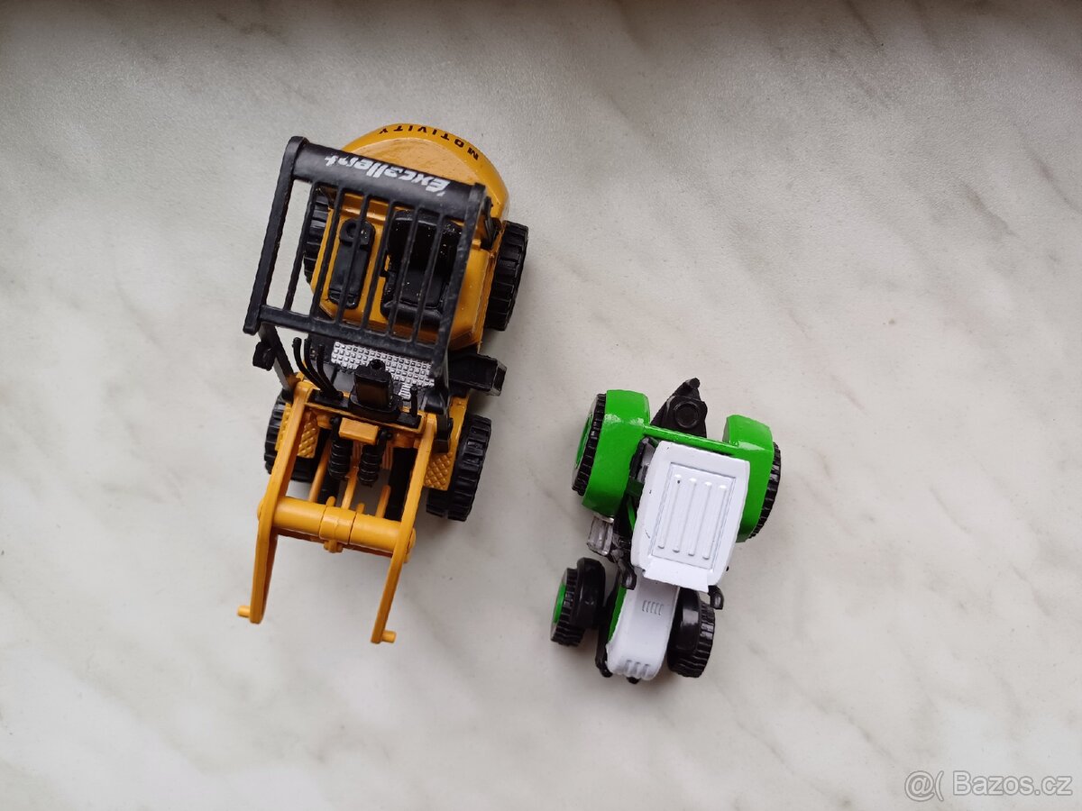 Hračky, značkové - 8