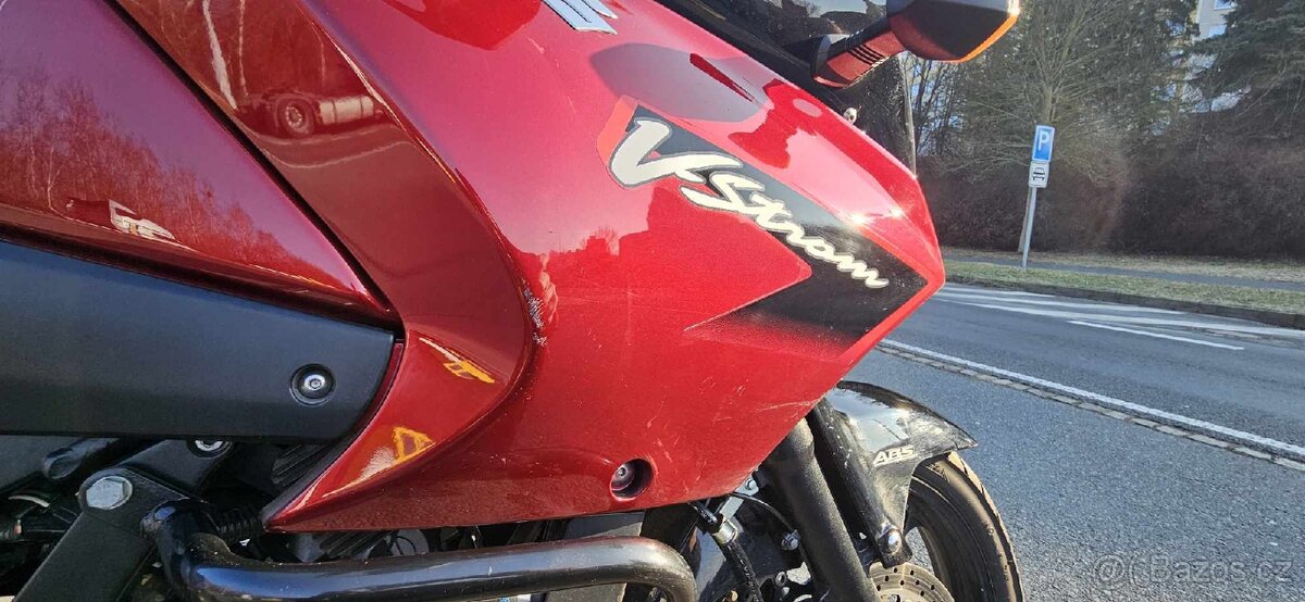 Suzuki DL 650 Strom - 8