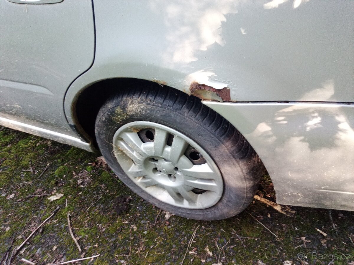 Subaru Impreza EJ 16 1.6 - 8