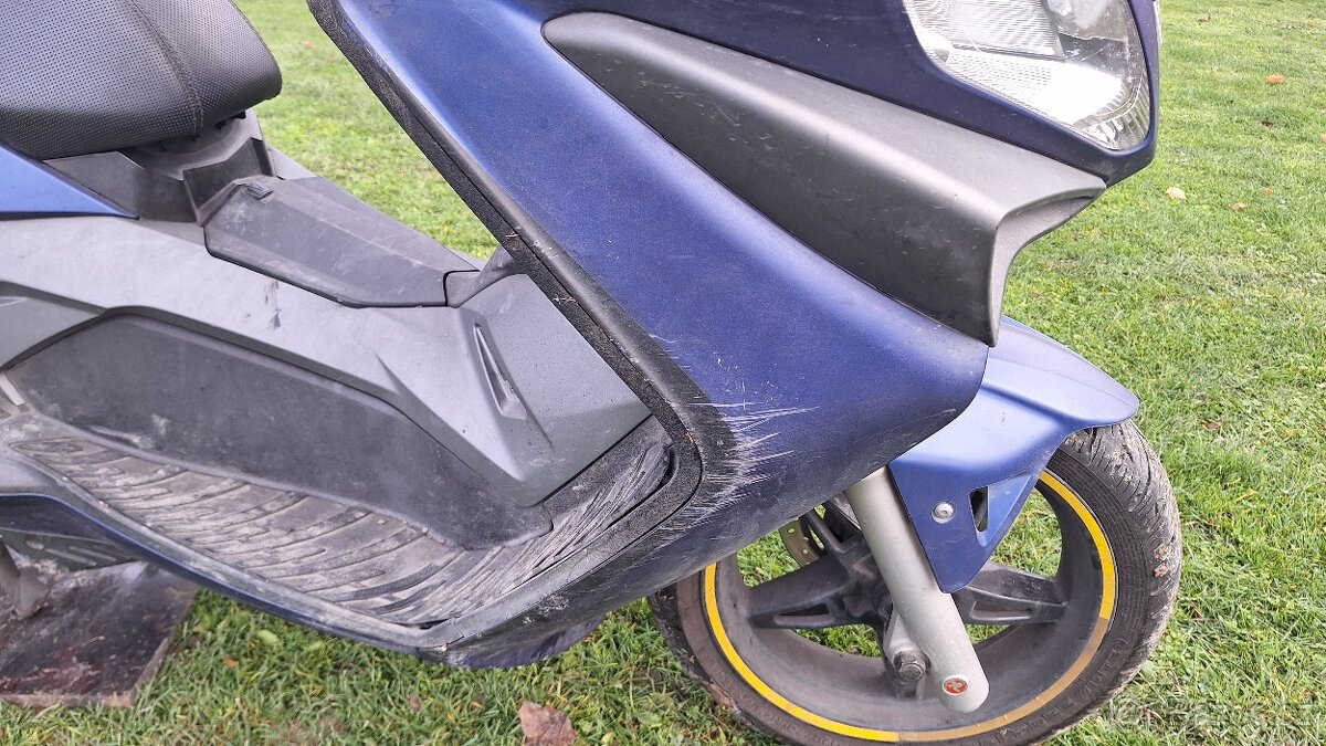 Malaguti Madison 250ie - 8