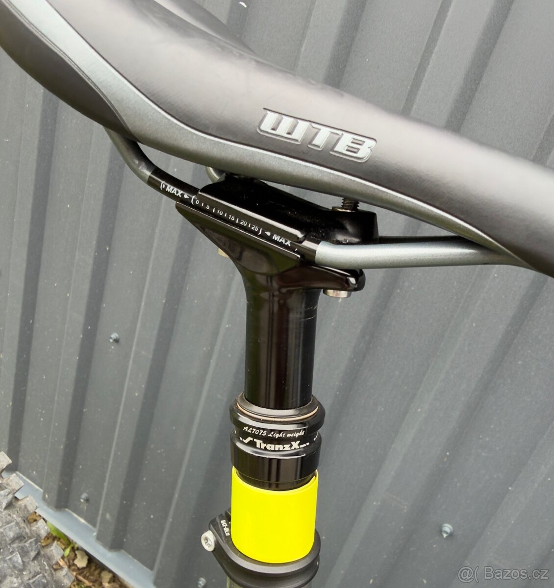 Horske elektrokolo celopero ram L kola 27,5 - 8