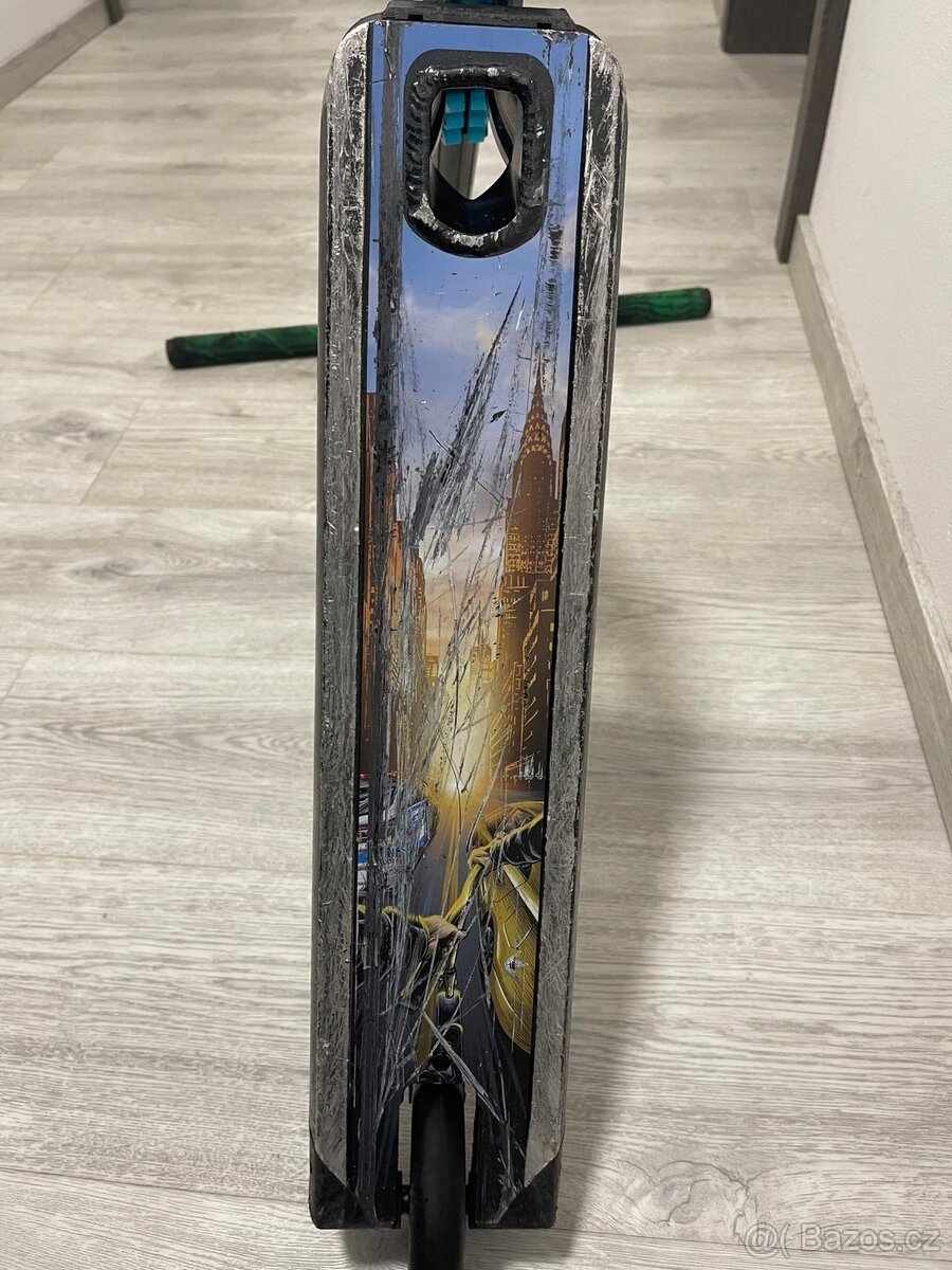 Custom freestyle koloběžka - 8