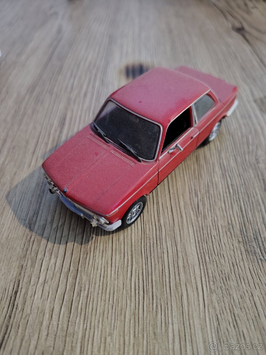 Modely 1:43 - 8