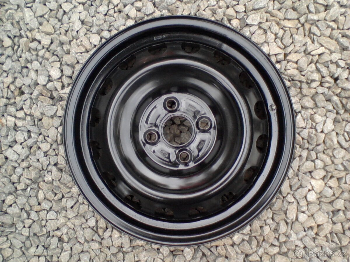 15 plechové disky Toyota IQ,Toyota Yaris III - 8