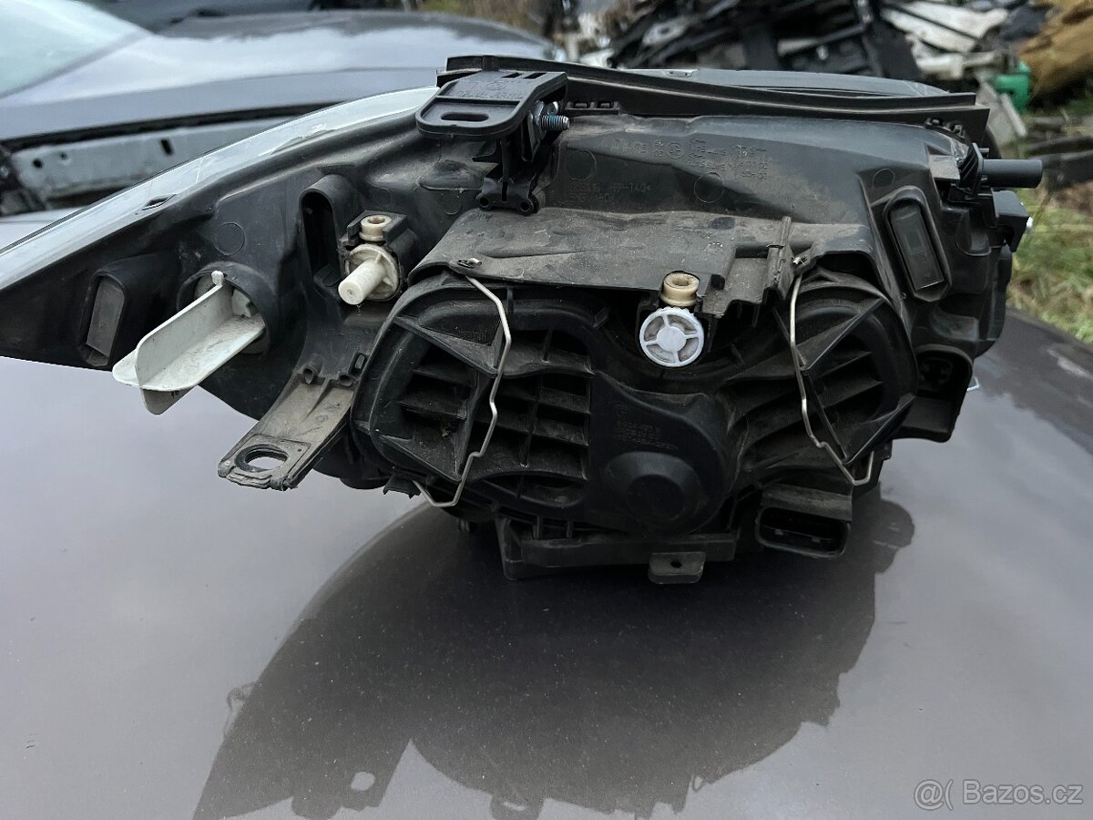 BMW 1er E82/E88 levé světlo 7263639 - 8