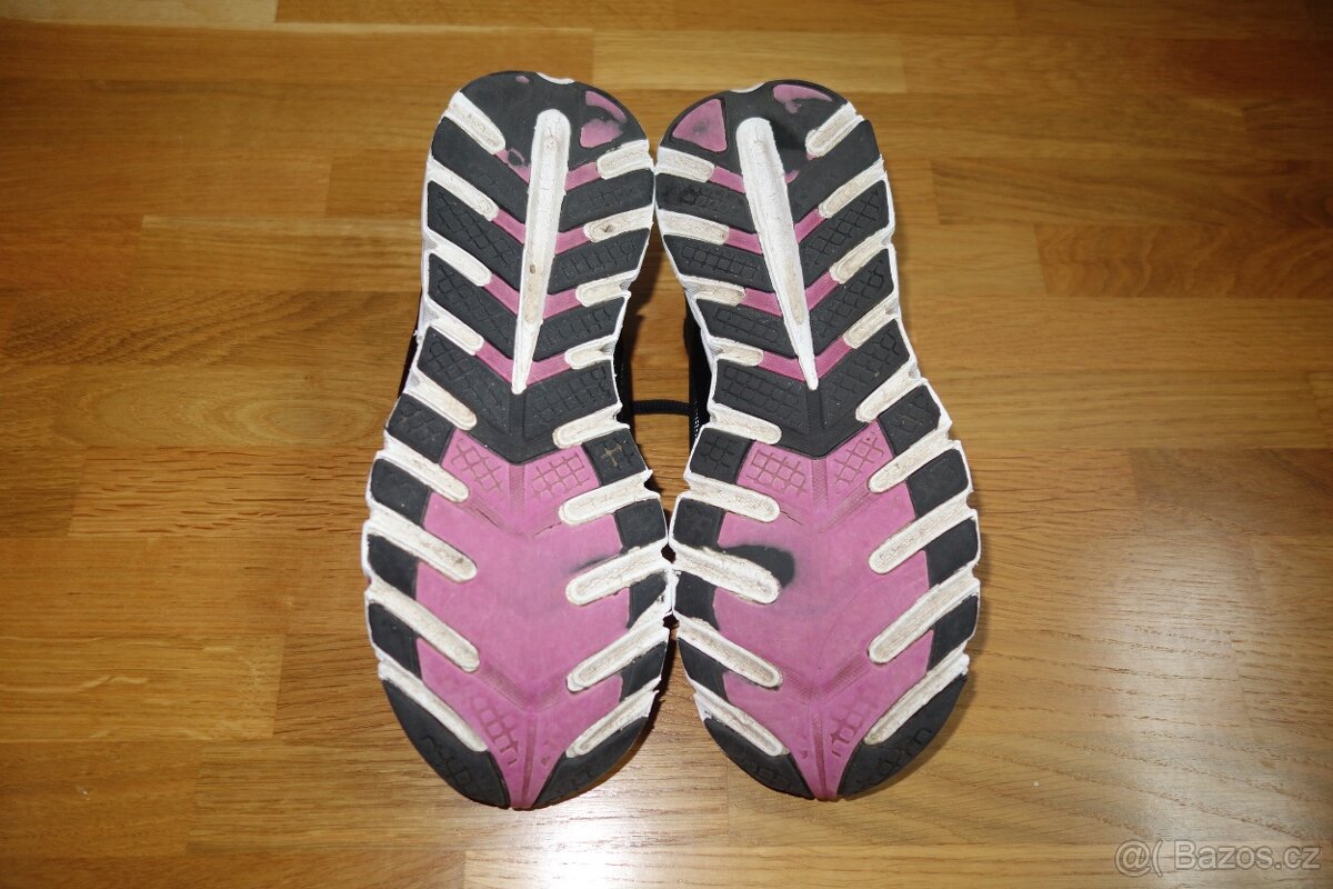 Dívčí černé botasky vel.36 - 8