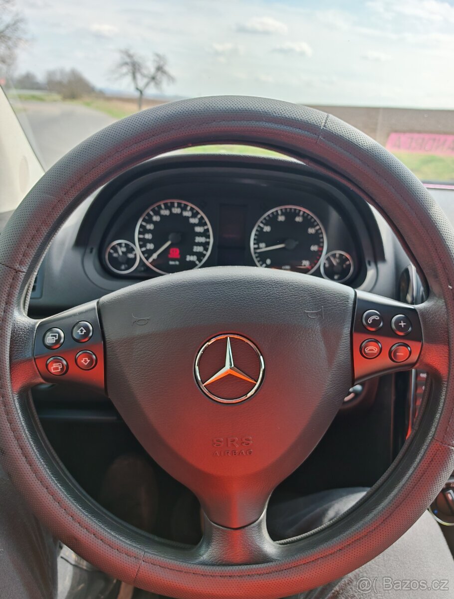 Mercedes Benz A170 - 8