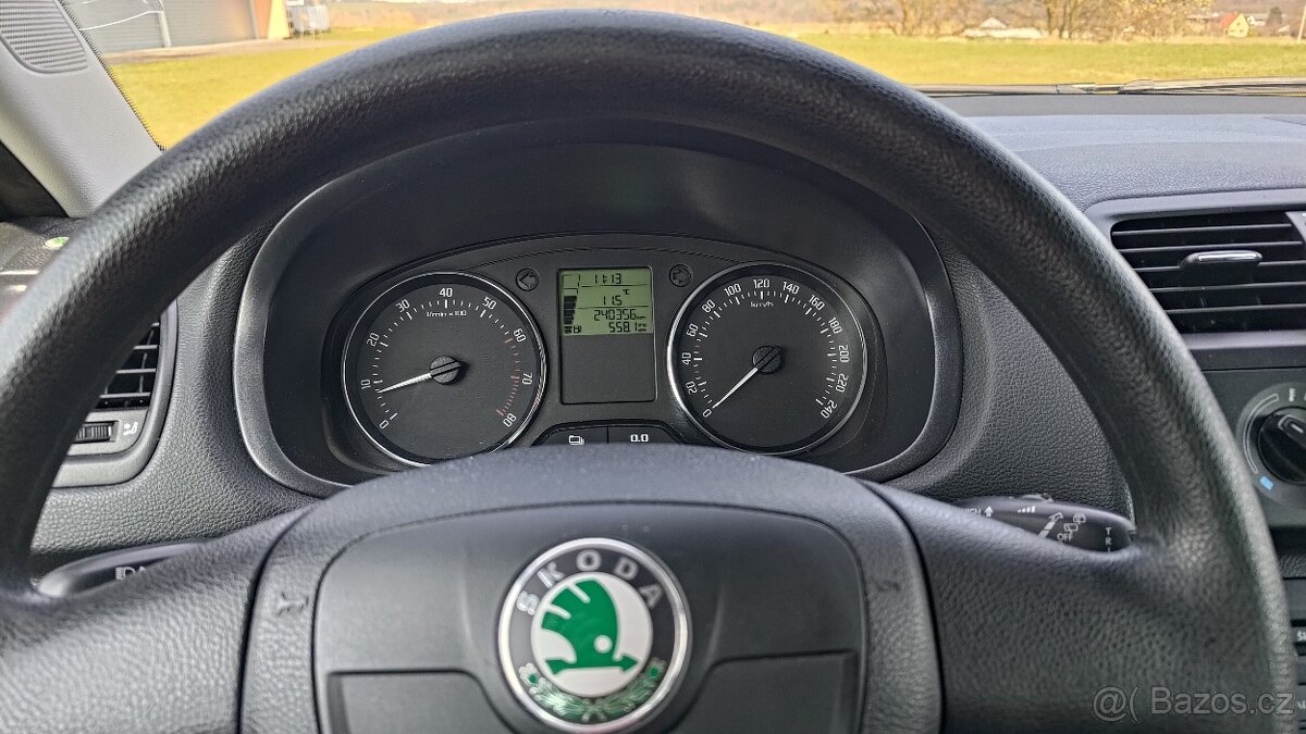 Škoda Fabia ll 1.4 16V kombi - 8