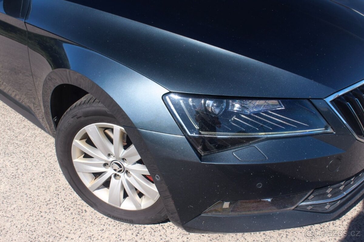 Škoda Superb Combi 1.6 TDI Style - 8