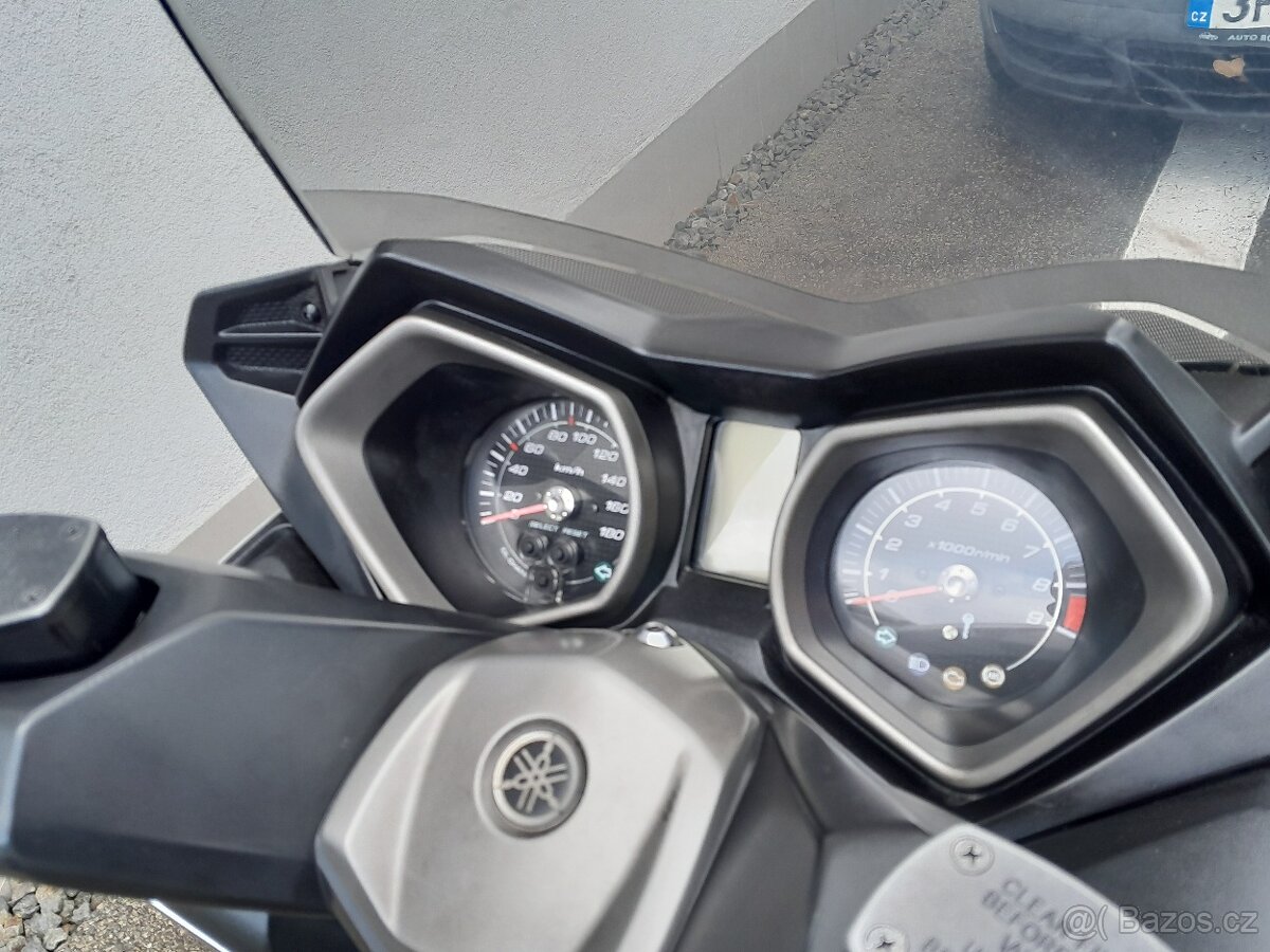 Yamaha X-Max 400 ABS, 2014, moc pěkný, AKCE - 8