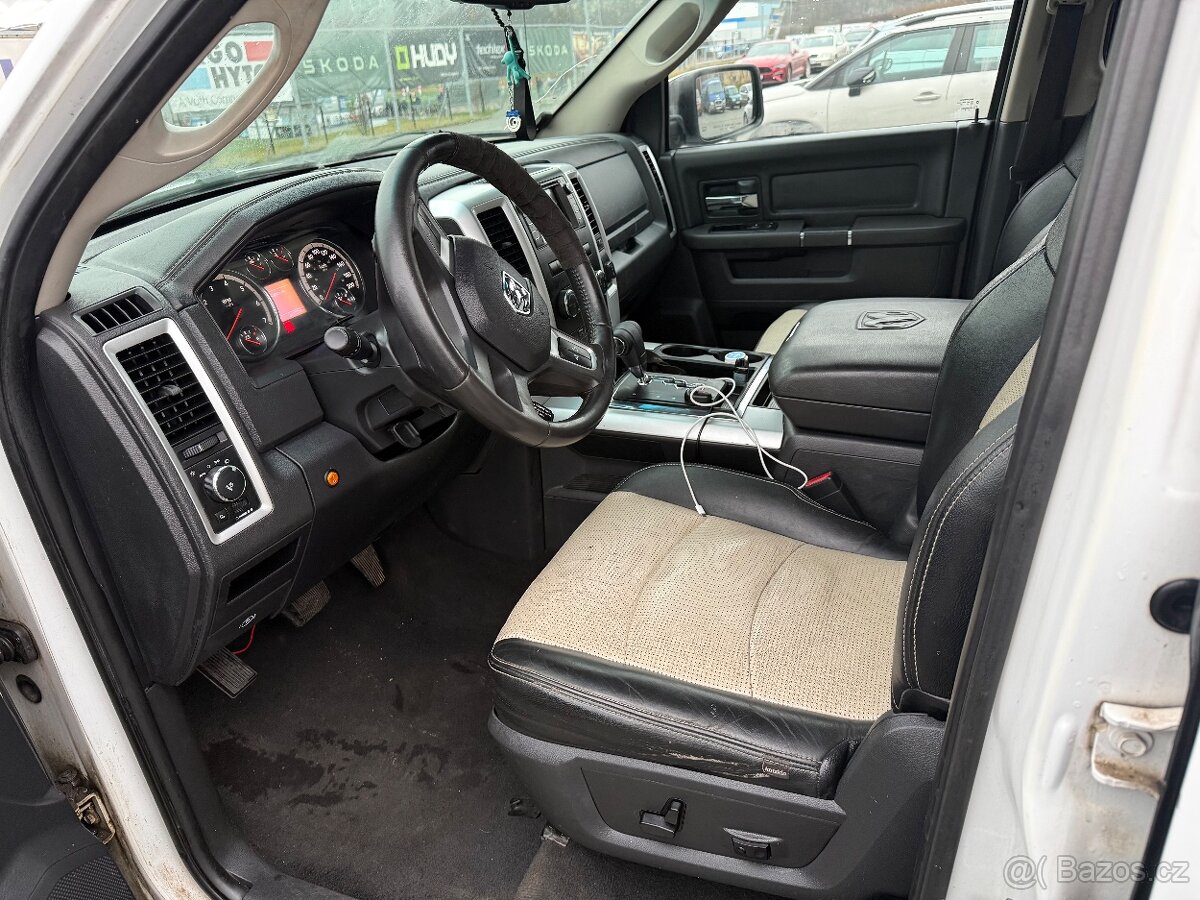 Dodge Ram 5.7 Rezervovano - 8