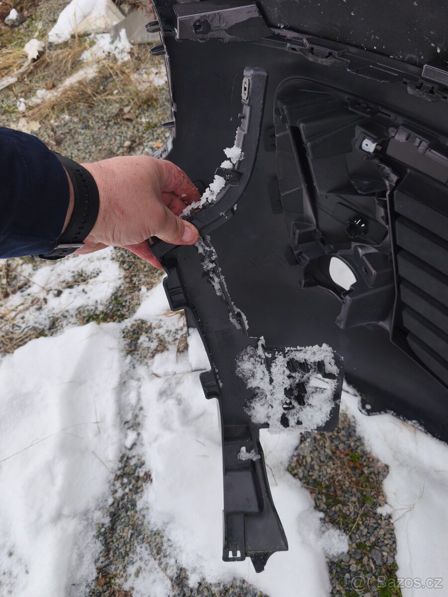 Peugeot Traveler - 8