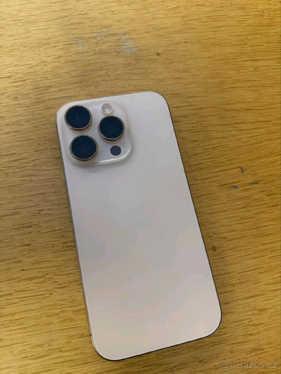 iPhone 16 Pro ve verzi 256 GB - 8