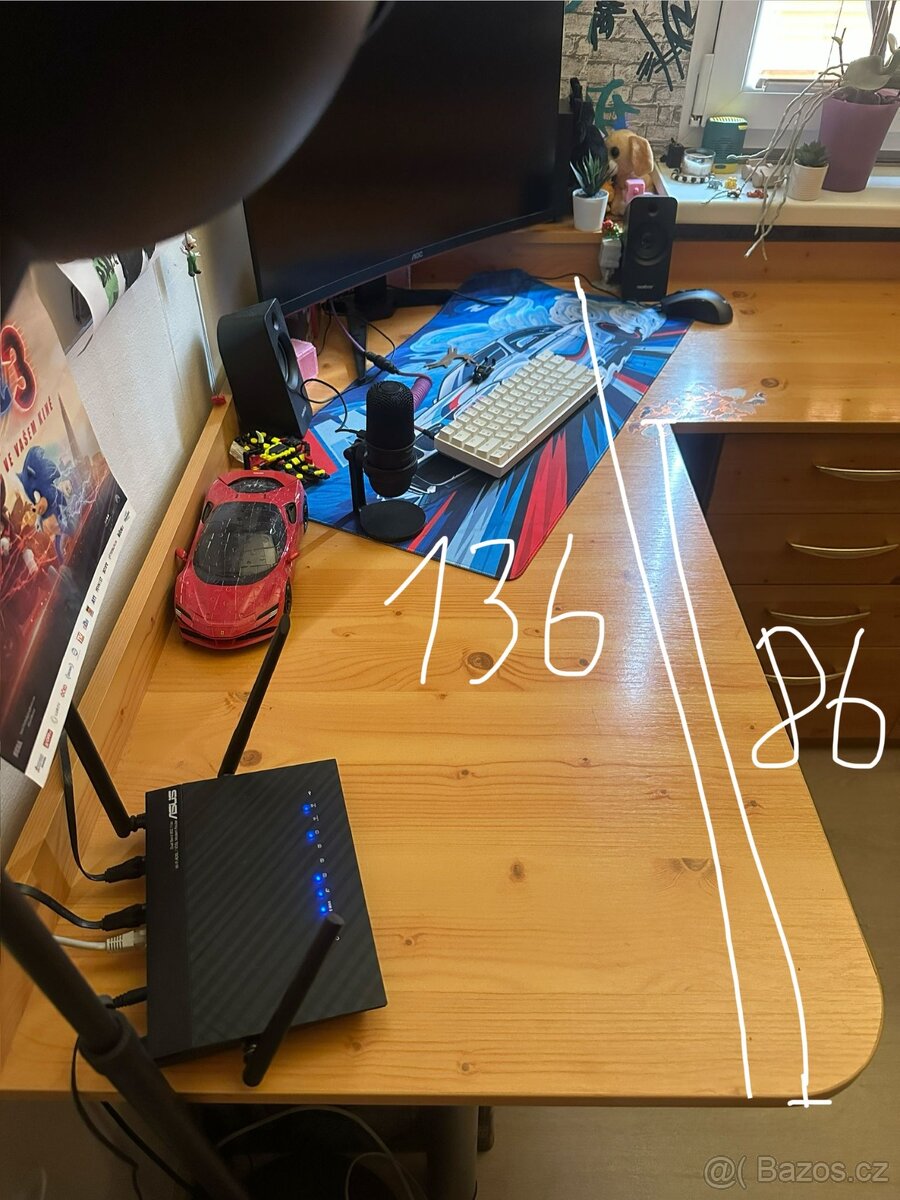 Velký rohový stůl - 8