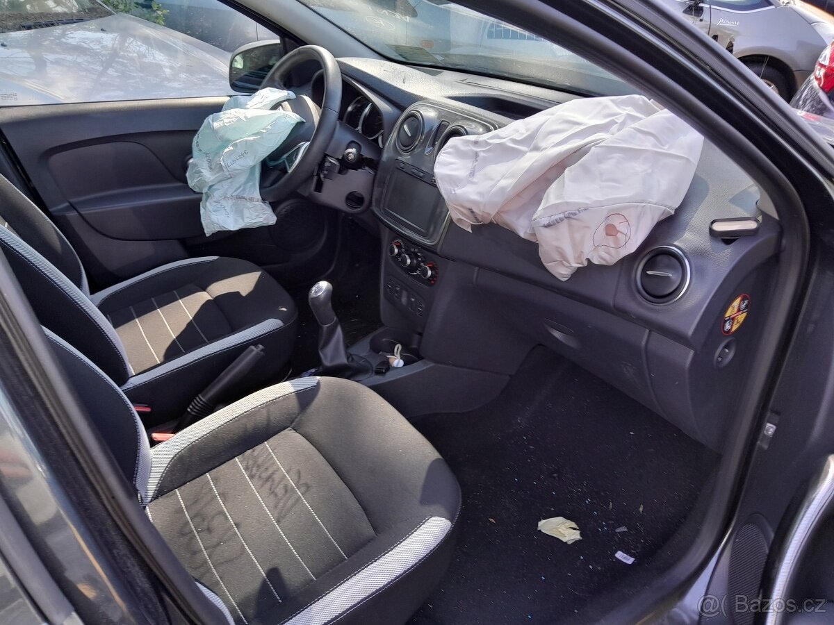 Dacia Sandero 0,9 TCe 90 Stepway - 8