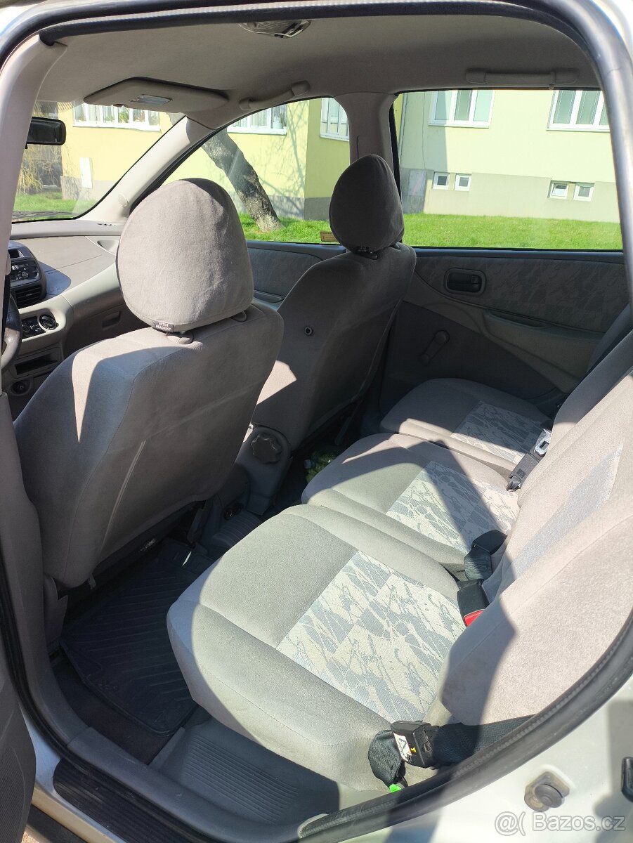 Nissan almera tino 2003 - 8