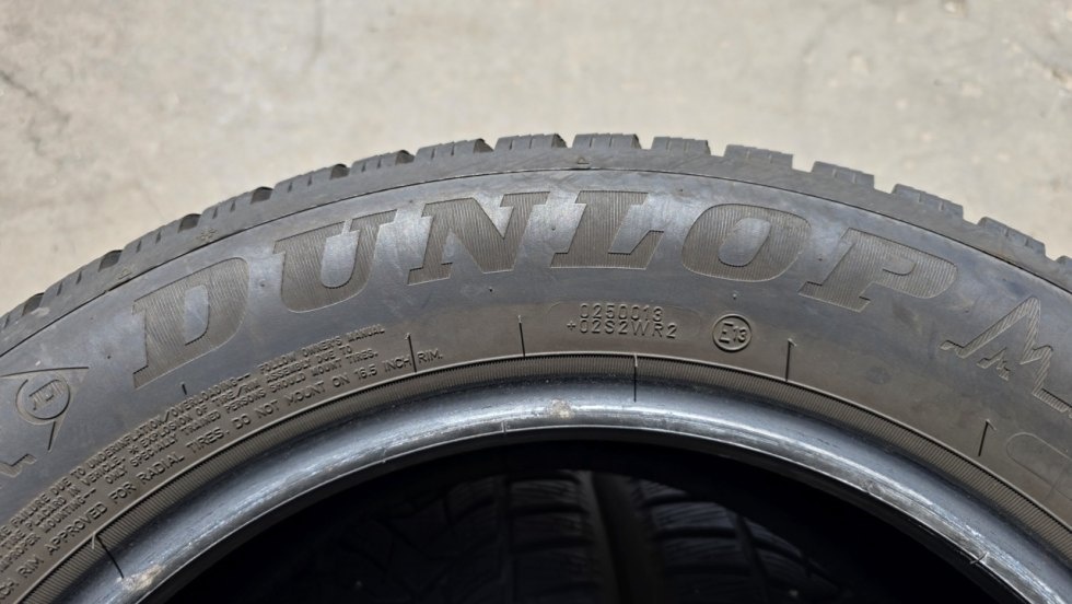 Zimní pneu 215/55/16 Dunlop - 8