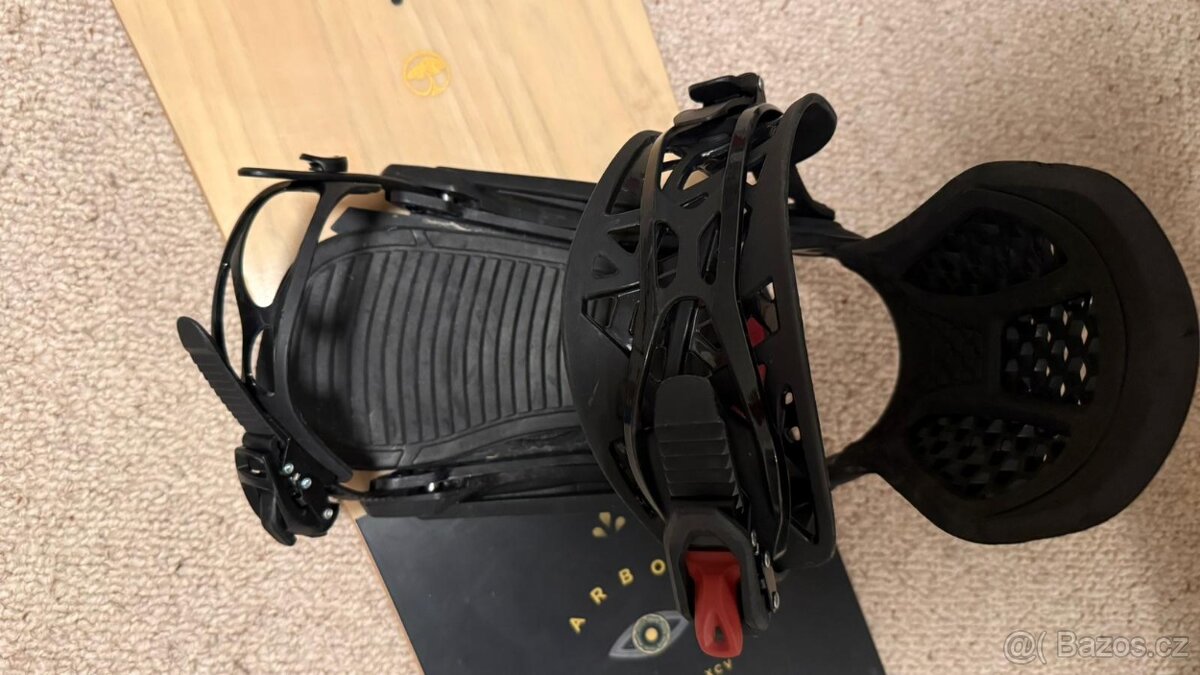 Snowboard ARBOR Cadence 148cm + vázání Gravity G2 - 8