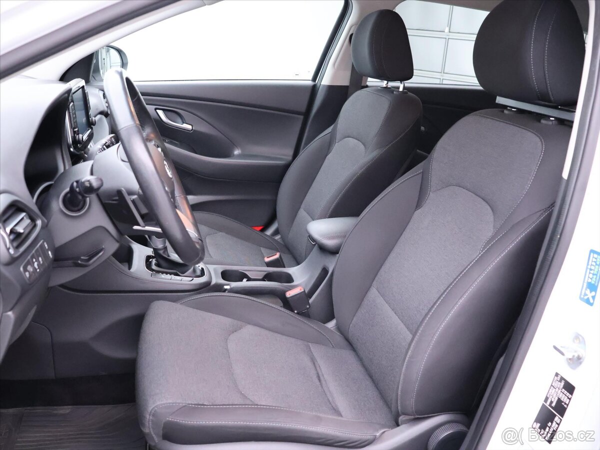 Hyundai i30 1,6 CRDI 85kW Aut. CZ 1Maj DPH (2021) - 8