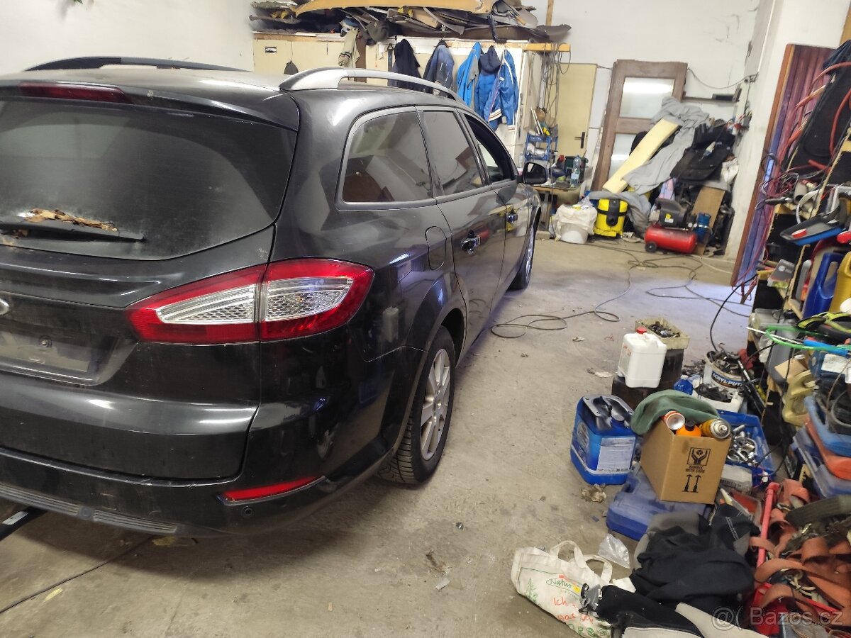 Ford Mondeo - 8