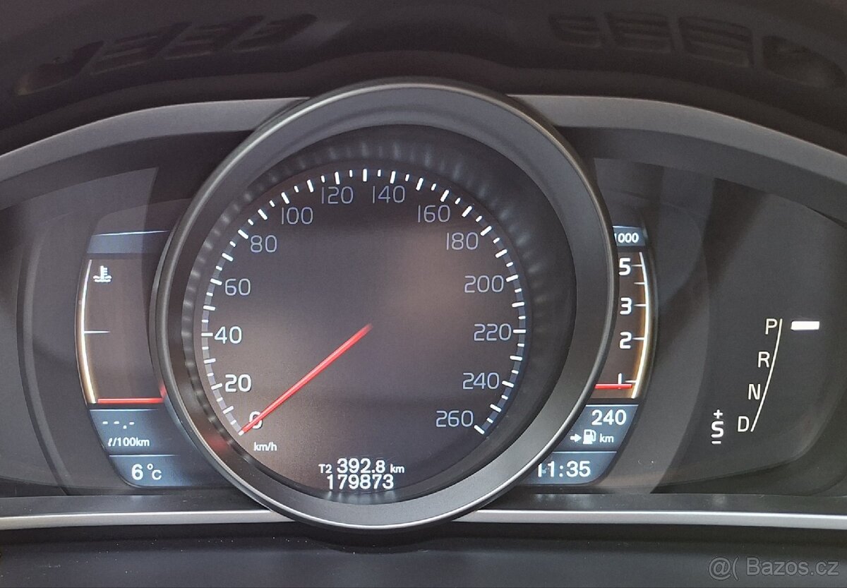 VOLVO V40, Diesel D3, 2012 - 8