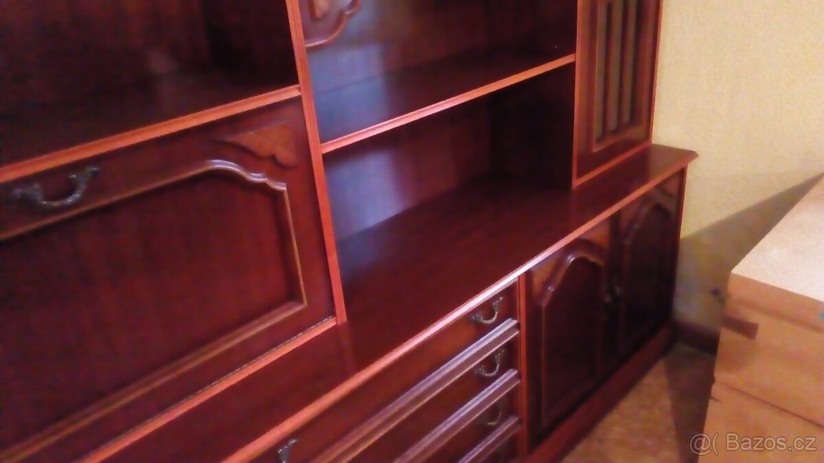 Prodám zakázkovou obývací stěnu - 8