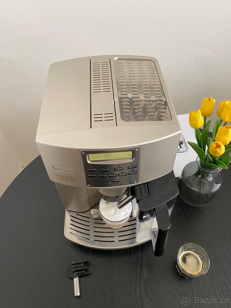 Kávovar DeLonghi ESAM 3500 Magnifica - 8
