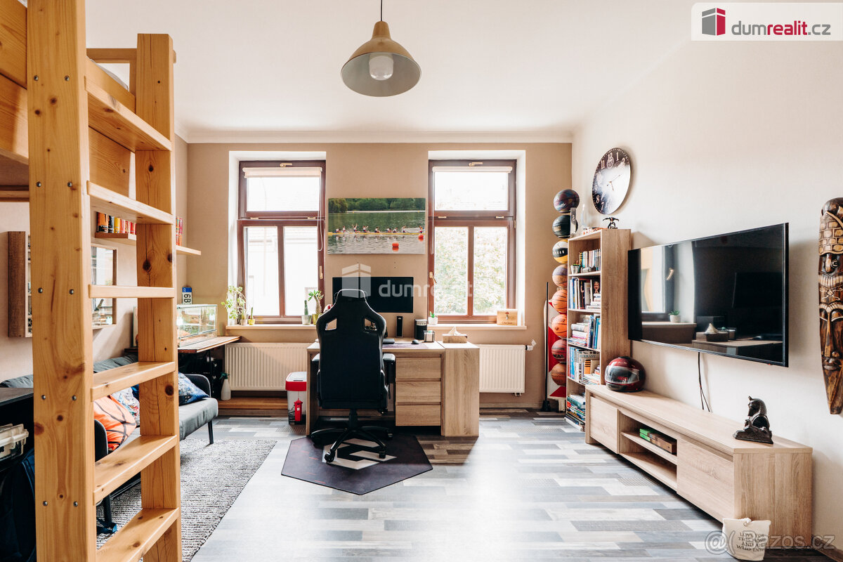 Dvougenerační RD 5+kk se dvorem Břeclav - 8